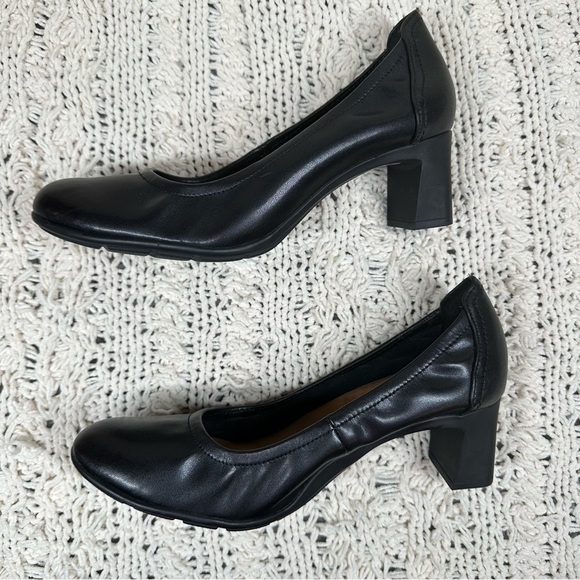 Clarks Collection Neiley Pearl Leather Ultimate Comfort Pump Block Heel Black 10 - Picture 6 of 11